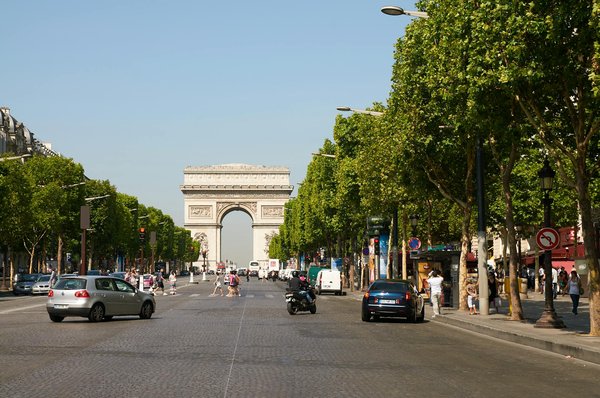 Discover Exciting Hands-On Traditional British Metalwork Experiences for Tourists!